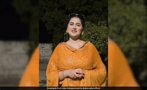 aliza sehar viral leaked video|Pakistani TikTok star Aliza Seher in tears after private video leaks ...